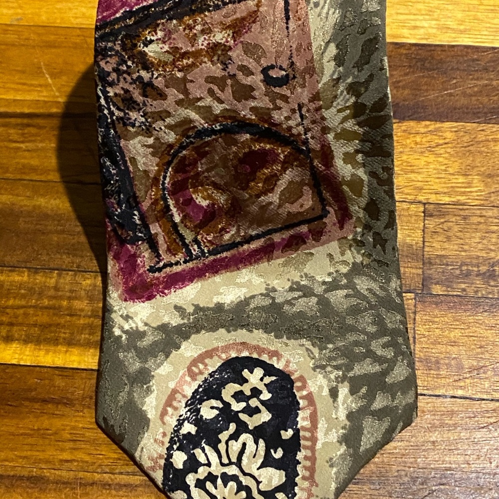 Gents tie